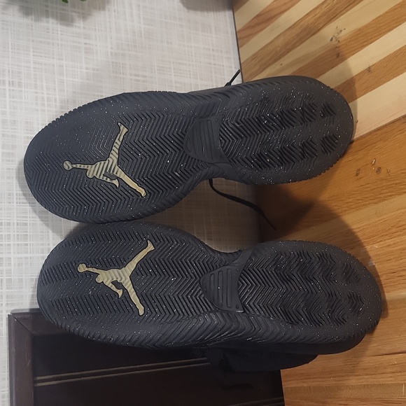 Jordan Stay Loyal 2, Black Metallic, Basketball Shoes - Picture 5 of 6